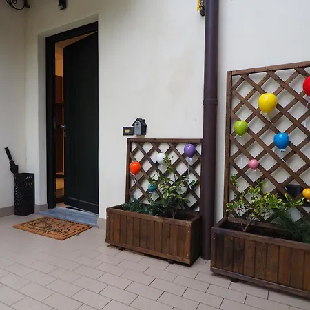 Tavernoland - Duck Side Of Appartement
